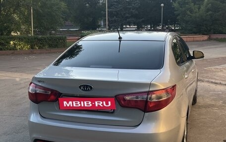 KIA Rio III рестайлинг, 2012 год, 900 000 рублей, 7 фотография