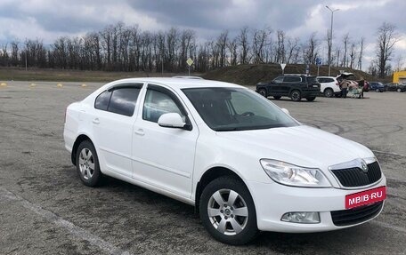 Skoda Octavia, 2011 год, 999 000 рублей, 3 фотография