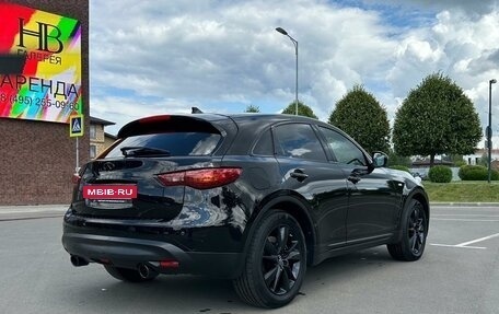 Infiniti QX70, 2013 год, 2 800 000 рублей, 4 фотография