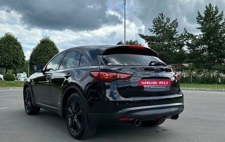 Infiniti QX70, 2013 год, 2 800 000 рублей, 6 фотография