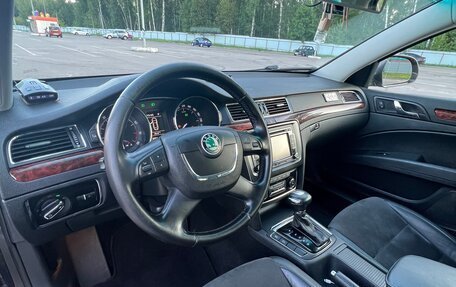 Skoda Superb III рестайлинг, 2010 год, 1 150 000 рублей, 16 фотография