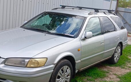 Toyota Camry, 1997 год, 400 000 рублей, 1 фотография