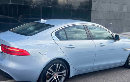 Jaguar XE I рестайлинг, 2015 год, 2 250 000 рублей, 3 фотография