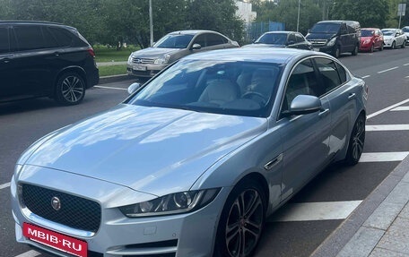 Jaguar XE I рестайлинг, 2015 год, 2 250 000 рублей, 2 фотография