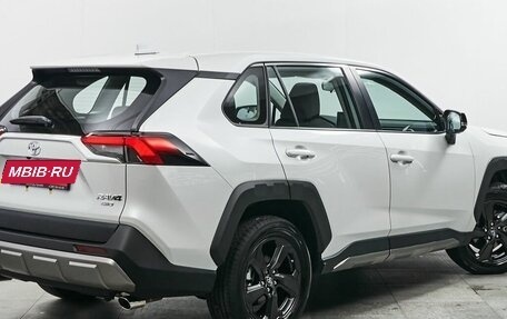 Toyota RAV4, 2022 год, 3 800 000 рублей, 6 фотография