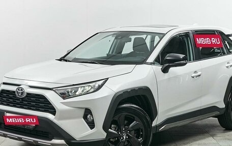 Toyota RAV4, 2022 год, 3 800 000 рублей, 3 фотография