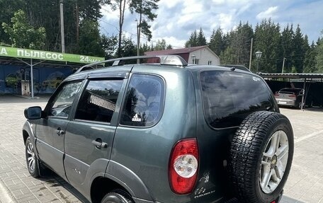 Chevrolet Niva I рестайлинг, 2011 год, 499 000 рублей, 9 фотография