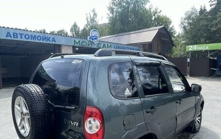 Chevrolet Niva I рестайлинг, 2011 год, 499 000 рублей, 7 фотография