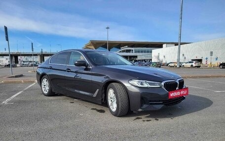 BMW 5 серия, 2021 год, 5 200 000 рублей, 2 фотография