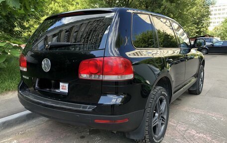 Volkswagen Touareg III, 2002 год, 897 000 рублей, 17 фотография