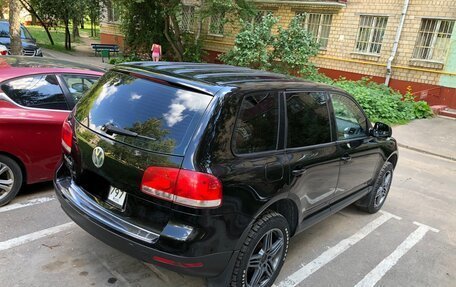 Volkswagen Touareg III, 2002 год, 897 000 рублей, 21 фотография