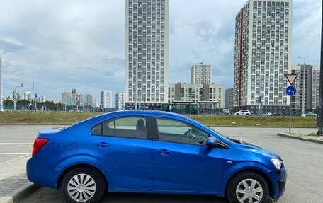 Chevrolet Aveo III, 2014 год, 800 000 рублей, 2 фотография