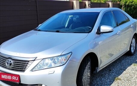 Toyota Camry, 2013 год, 1 900 000 рублей, 1 фотография