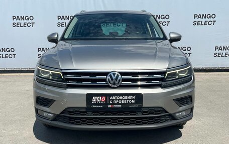 Volkswagen Tiguan II, 2018 год, 2 299 000 рублей, 2 фотография