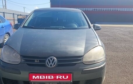 Volkswagen Golf V, 2006 год, 550 000 рублей, 2 фотография