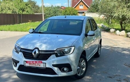 Renault Logan II, 2018 год, 1 099 000 рублей, 6 фотография