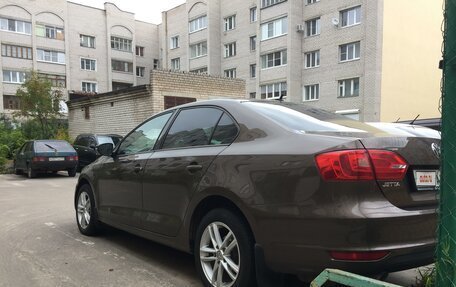 Volkswagen Jetta VI, 2013 год, 1 000 000 рублей, 7 фотография