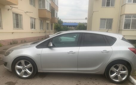 Opel Astra J, 2014 год, 1 000 000 рублей, 6 фотография