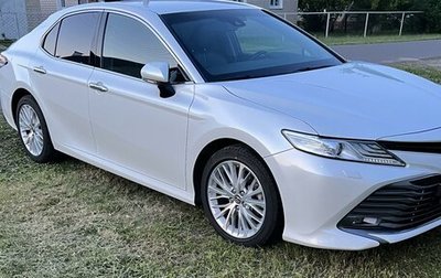 Toyota Camry, 2019 год, 3 300 000 рублей, 1 фотография