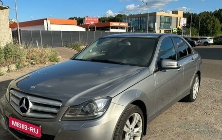 Mercedes-Benz C-Класс, 2013 год, 2 000 000 рублей, 1 фотография