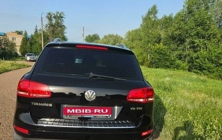 Volkswagen Touareg III, 2011 год, 1 950 000 рублей, 2 фотография