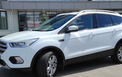 Ford Kuga III, 2018 год, 2 400 000 рублей, 1 фотография