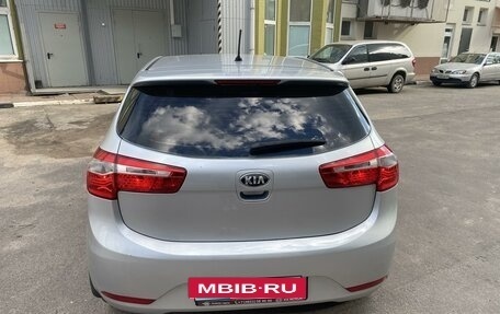 KIA Rio III рестайлинг, 2013 год, 1 050 000 рублей, 5 фотография