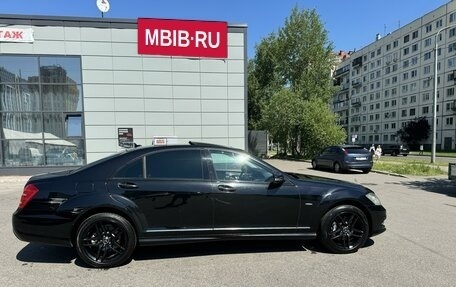 Mercedes-Benz S-Класс, 2011 год, 1 850 000 рублей, 4 фотография