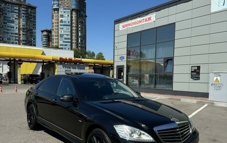 Mercedes-Benz S-Класс, 2011 год, 1 850 000 рублей, 2 фотография