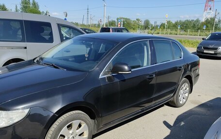 Skoda Superb III рестайлинг, 2010 год, 700 000 рублей, 3 фотография