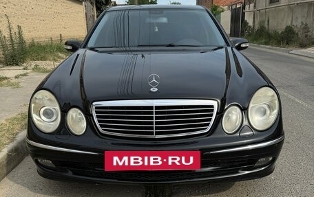 Mercedes-Benz E-Класс, 2005 год, 1 080 000 рублей, 2 фотография