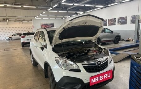 Opel Mokka I, 2014 год, 1 059 000 рублей, 2 фотография