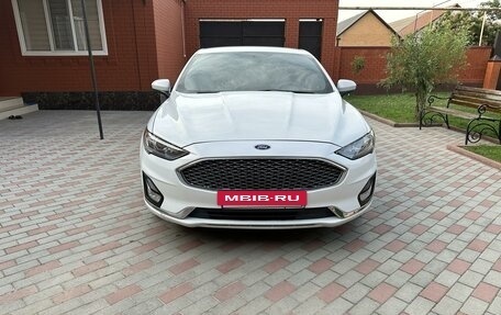 Ford Fusion (North America) II, 2017 год, 1 880 000 рублей, 3 фотография