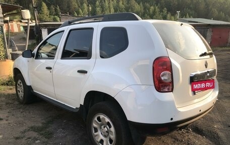 Renault Duster I рестайлинг, 2013 год, 900 000 рублей, 4 фотография