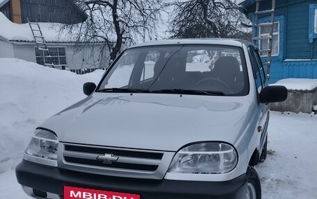 Chevrolet Niva I рестайлинг, 2008 год, 630 000 рублей, 4 фотография