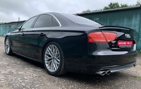 Audi A8, 2010 год, 1 950 000 рублей, 5 фотография