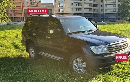 Toyota Land Cruiser 100 рестайлинг 2, 2005 год, 2 070 000 рублей, 7 фотография