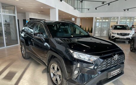 Toyota RAV4, 2021 год, 3 570 000 рублей, 7 фотография