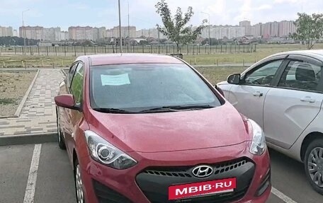 Hyundai i30 II рестайлинг, 2013 год, 980 000 рублей, 3 фотография