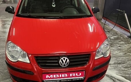 Volkswagen Polo VI (EU Market), 2009 год, 500 000 рублей, 2 фотография