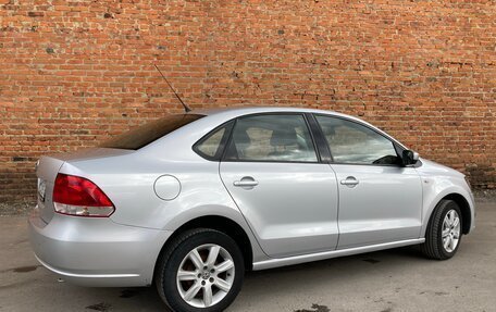 Volkswagen Polo VI (EU Market), 2012 год, 820 000 рублей, 2 фотография