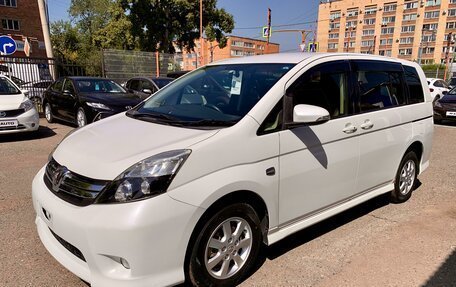 Toyota ISis I, 2014 год, 1 679 000 рублей, 6 фотография