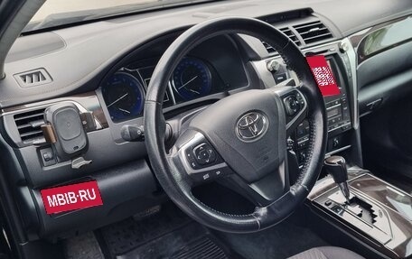 Toyota Camry, 2015 год, 2 200 000 рублей, 3 фотография