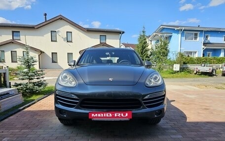 Porsche Cayenne III, 2011 год, 2 490 000 рублей, 2 фотография