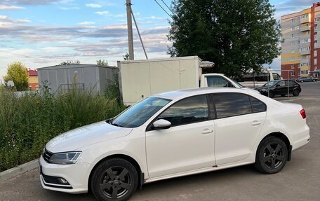 Volkswagen Jetta VI, 2015 год, 990 000 рублей, 5 фотография