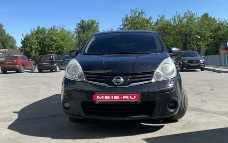 Nissan Note II рестайлинг, 2011 год, 950 000 рублей, 2 фотография