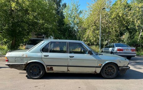 BMW 5 серия, 1982 год, 135 000 рублей, 2 фотография