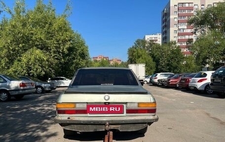 BMW 5 серия, 1982 год, 135 000 рублей, 3 фотография