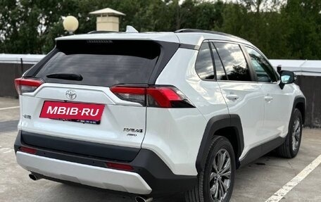 Toyota RAV4, 2023 год, 4 070 000 рублей, 7 фотография