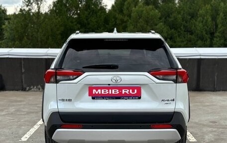 Toyota RAV4, 2023 год, 4 070 000 рублей, 6 фотография